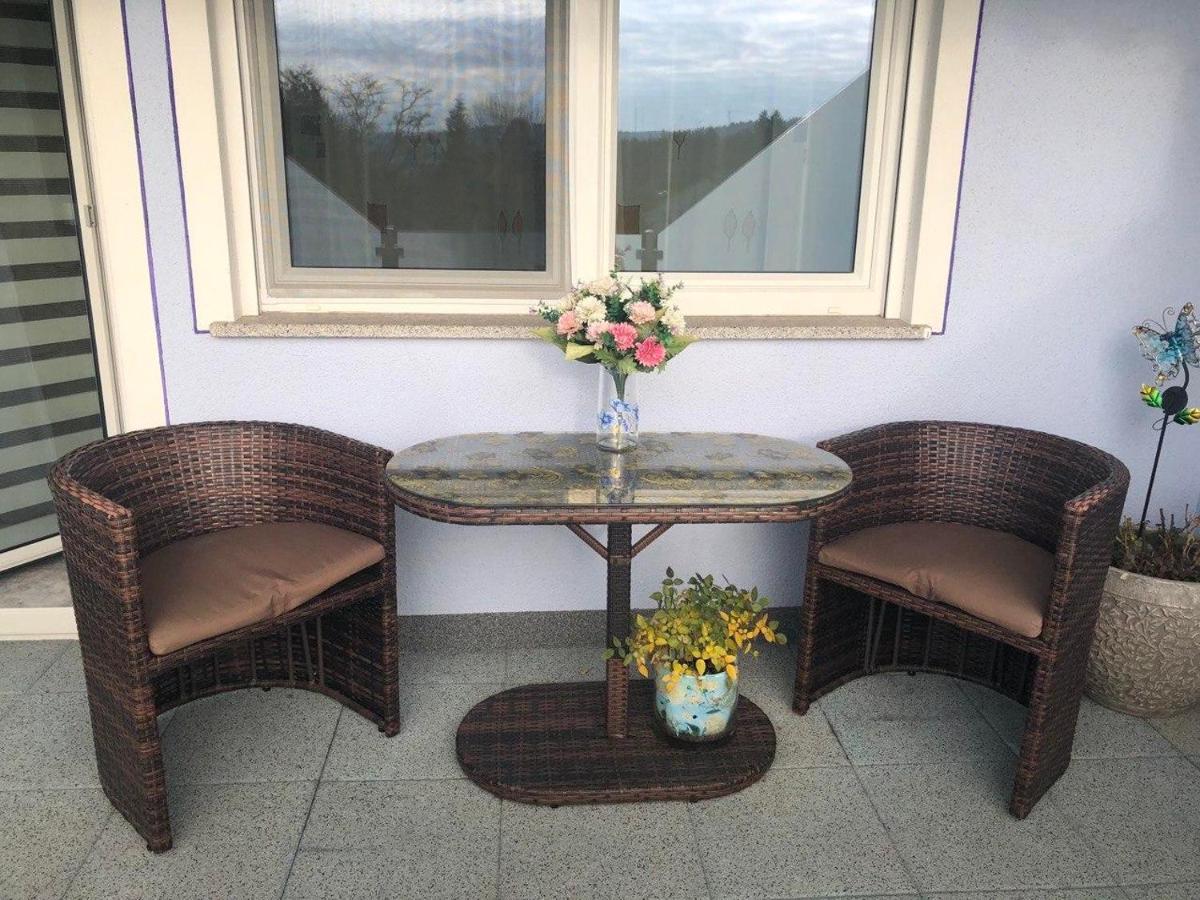 Berta Apartment Neunkirchen  Bagian luar foto